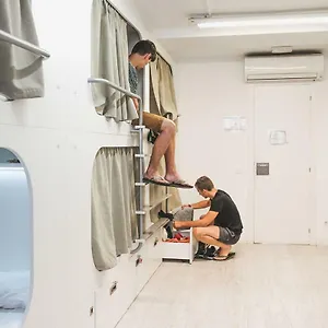 Hostel Onefam Ramblas, Barcelona